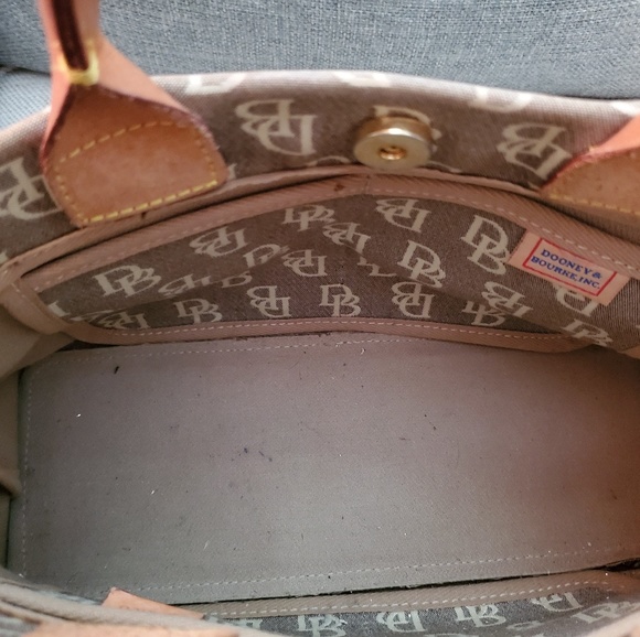 Dooney & Bourke Purse - Picture 4 of 5